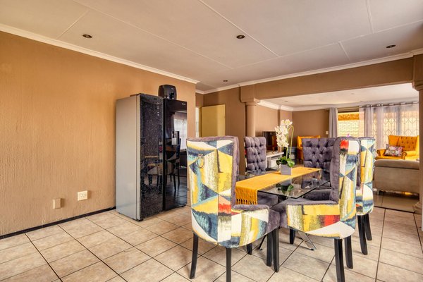 Come personalizzare la terapia cognitivo-comportamentale per affrontare l'ansia infantile: strategie e tecniche efficaci.